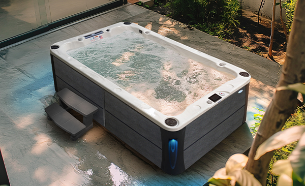 Deck Series Hempstead hot tubs for sale
